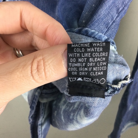 Love & Grace Bleach Splatter Split Neck Flare Sleeve Tie Waist Chambray Top - Picture 10 of 10